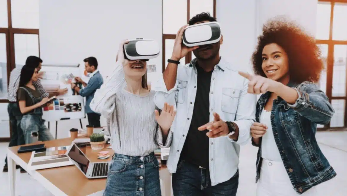 L'IA, la Réalité Virtuelle et la Formation Continue - Un Trio d'Avenir