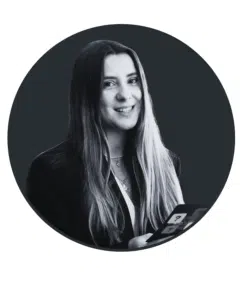 Portrait de Jade Segret, Account executive SIRH chez Nibelis, invitée du podcast RH T'as raté le coche