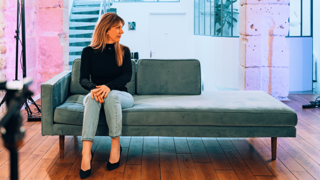 HR TECH STORIES S03 Caroline Ferrandis participe à la saison 3 du podcast HR Tech Stories dans un épisode sur Learning & Development révolution de l'IA et réalité RH